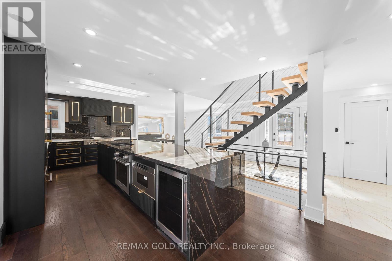 72 Goodfellow Crescent, King (Nobleton), Ontario  L0G 1N0 - Photo 22 - N12853440