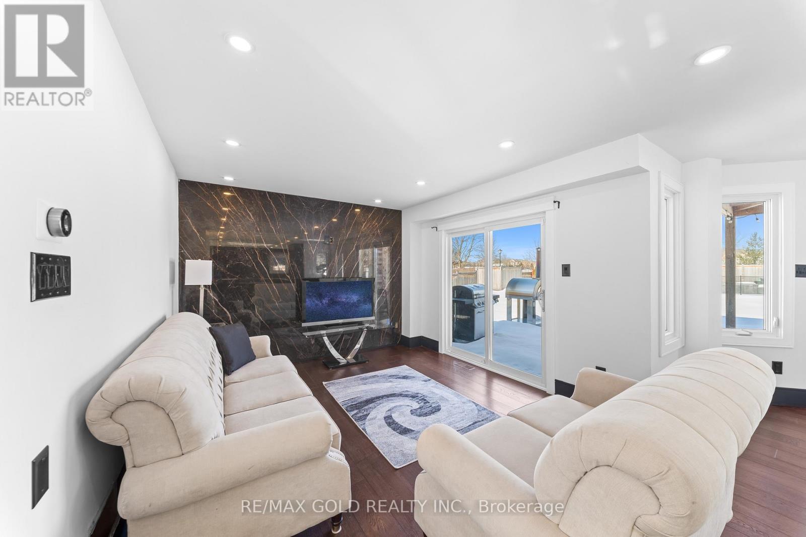 72 Goodfellow Crescent, King (Nobleton), Ontario  L0G 1N0 - Photo 25 - N12853440