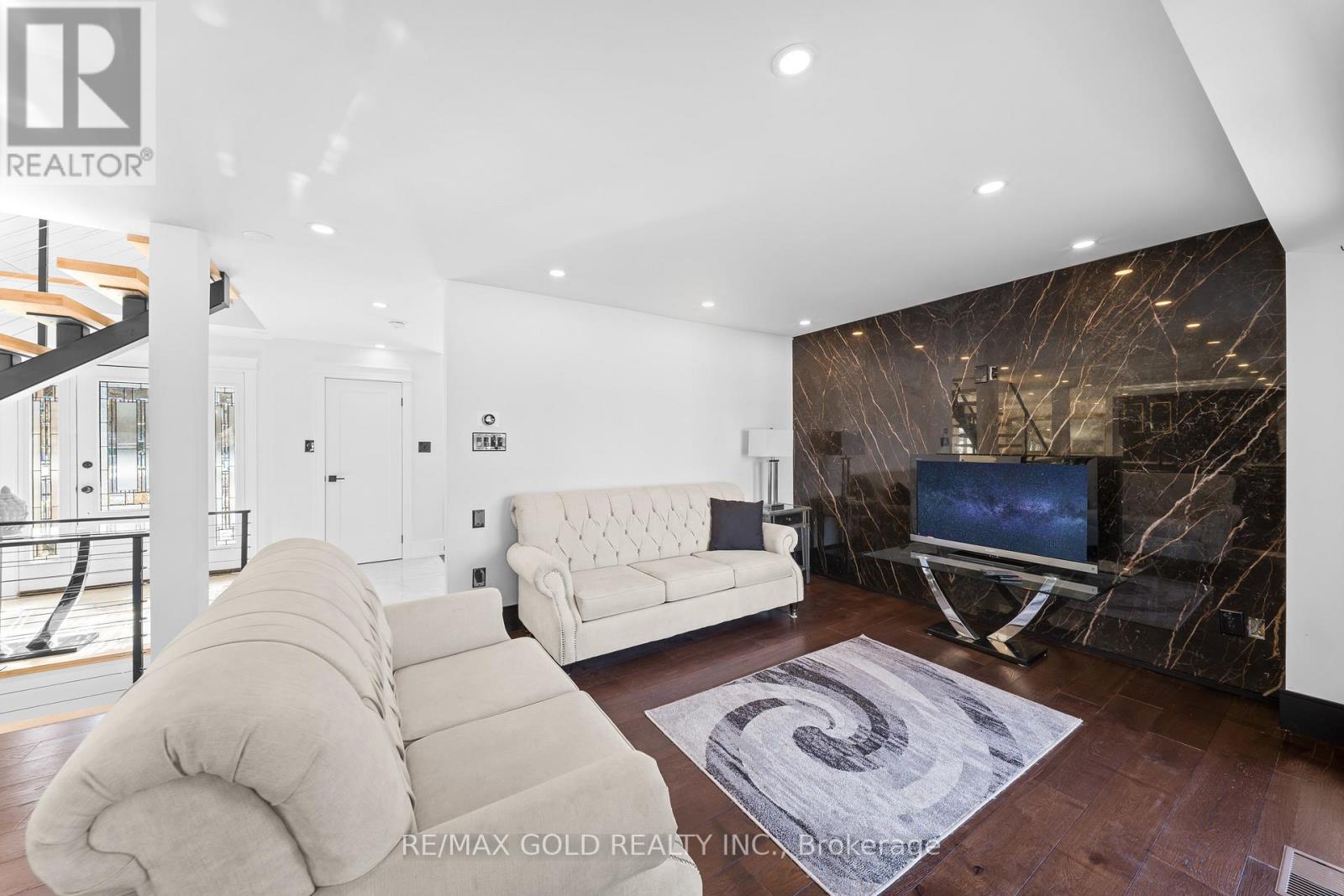 72 Goodfellow Crescent, King (Nobleton), Ontario  L0G 1N0 - Photo 26 - N12853440