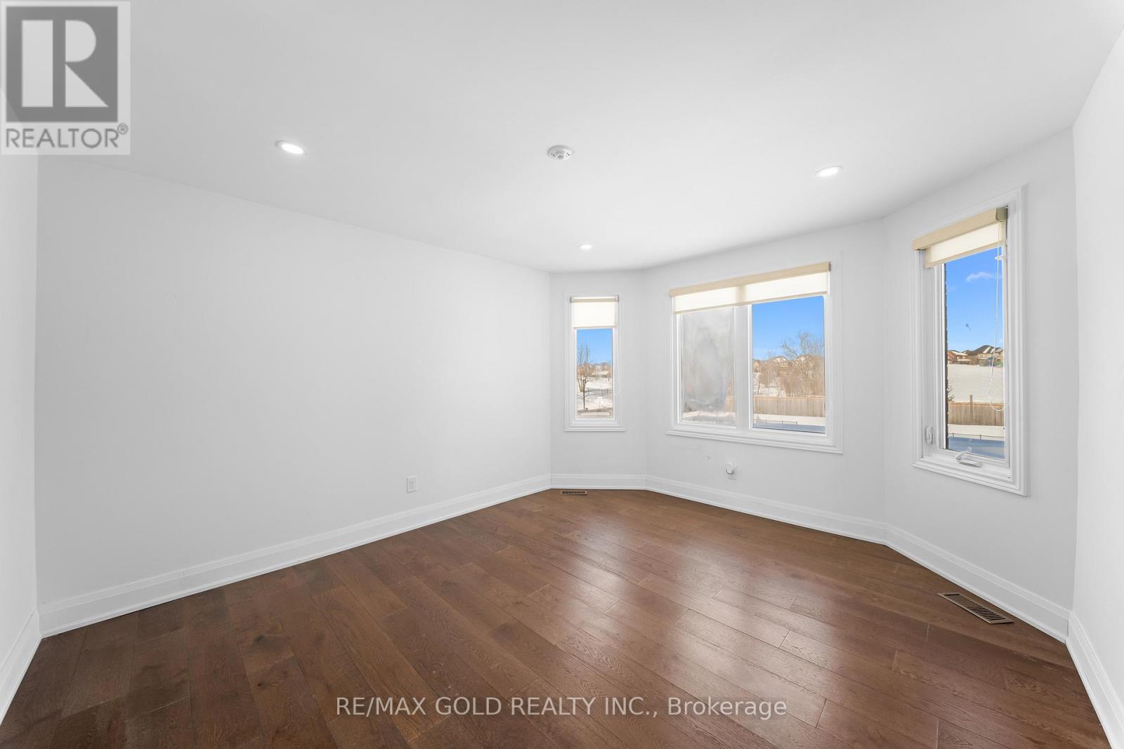 72 Goodfellow Crescent, King (Nobleton), Ontario  L0G 1N0 - Photo 34 - N12853440