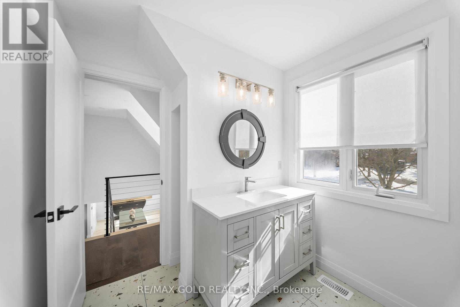 72 Goodfellow Crescent, King (Nobleton), Ontario  L0G 1N0 - Photo 44 - N12853440