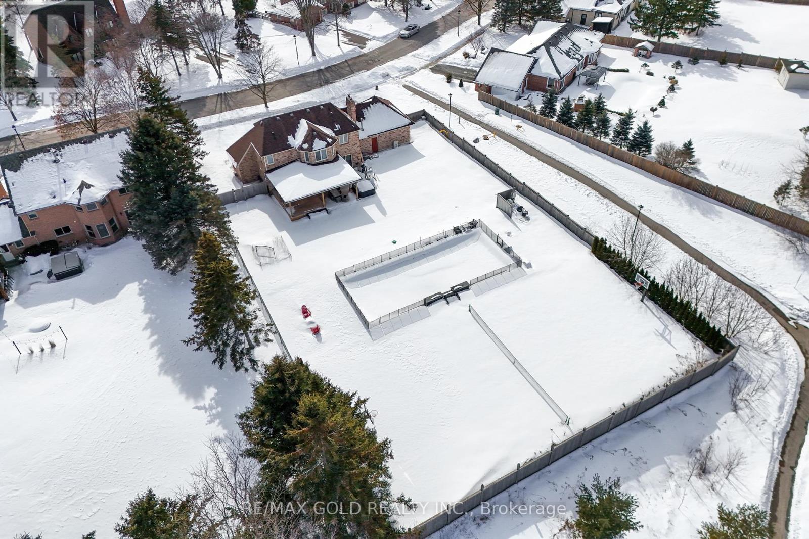 72 Goodfellow Crescent, King (Nobleton), Ontario  L0G 1N0 - Photo 50 - N12853440