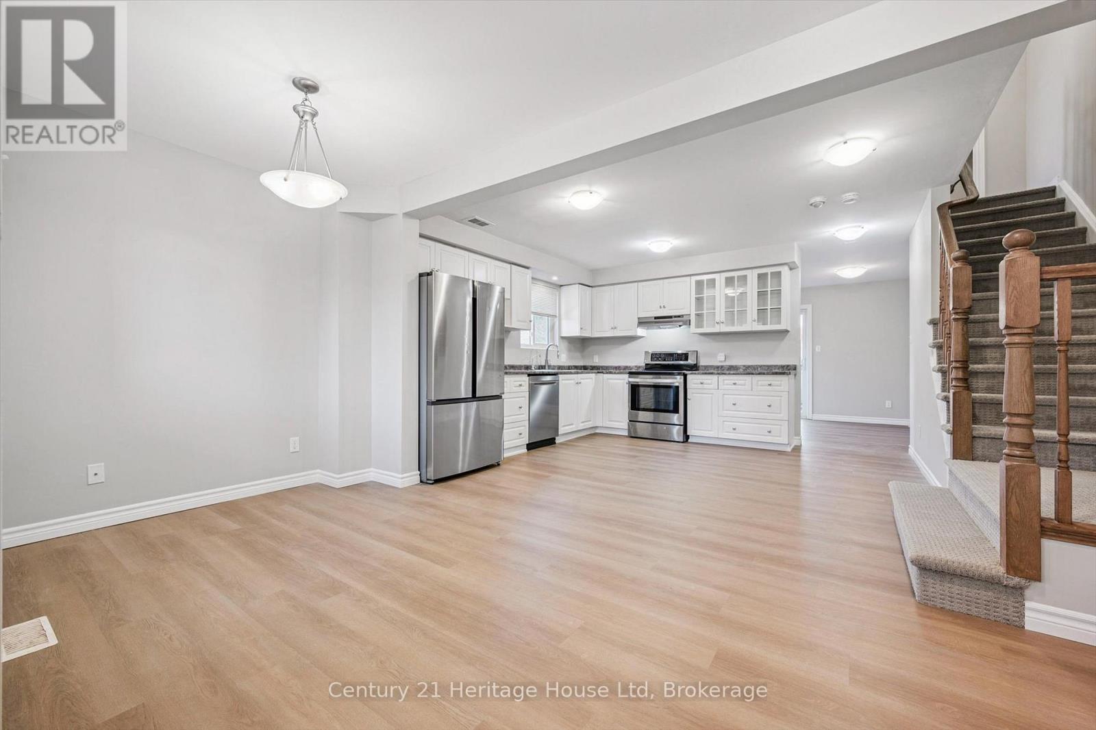 126 Forfar Street E, Centre Wellington, Ontario  N1M 1B2 - Photo 7 - X12853674