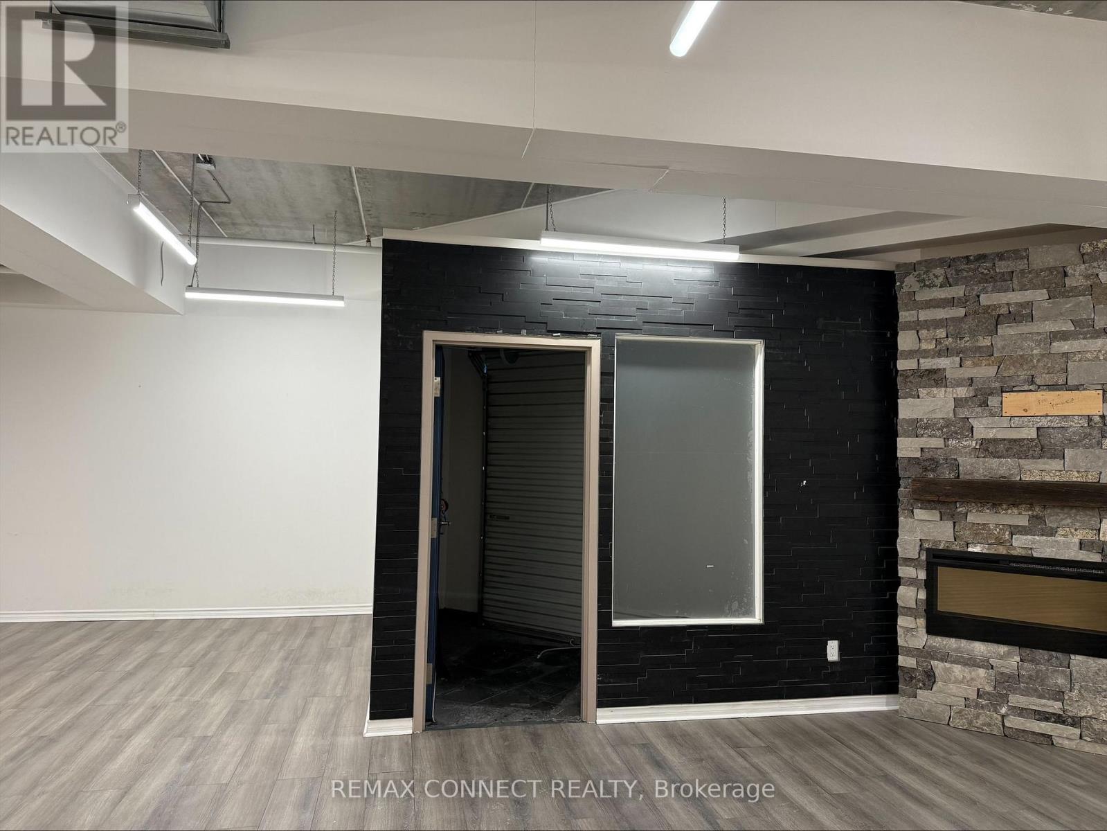 233 - 290 Caldari Road, Vaughan, Ontario  L4K 4J4 - Photo 4 - N12853492