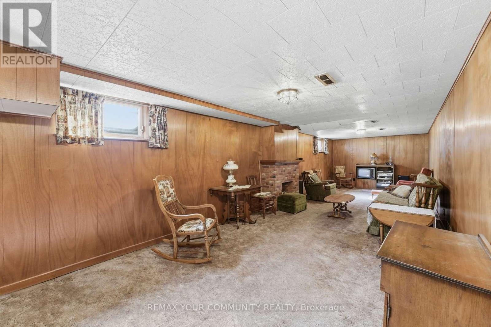 29 Patricia Drive, King (King City), Ontario  L7B 1H5 - Photo 19 - N12853544