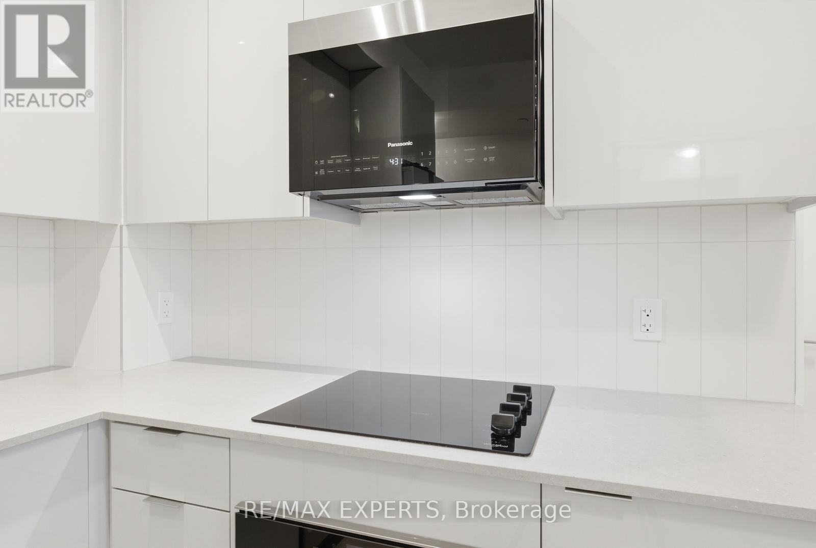 1101 - 474 Caldari Road, Vaughan (Concord), Ontario  L4K 0R5 - Photo 10 - N12853568