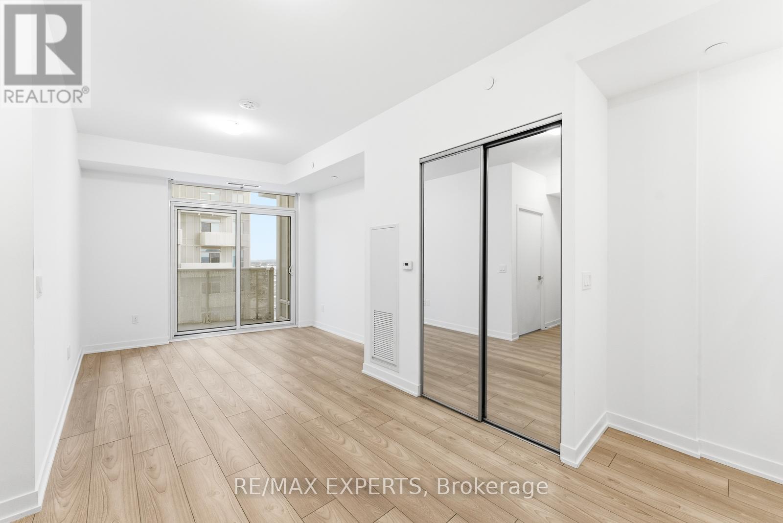 1101 - 474 Caldari Road, Vaughan (Concord), Ontario  L4K 0R5 - Photo 12 - N12853568