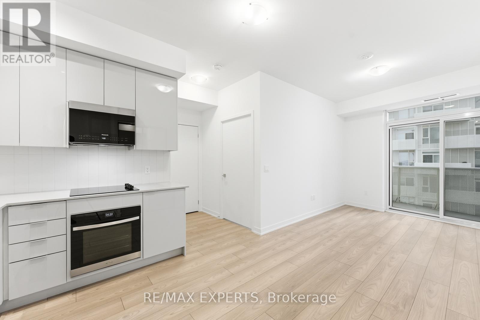 1101 - 474 Caldari Road, Vaughan (Concord), Ontario  L4K 0R5 - Photo 5 - N12853568