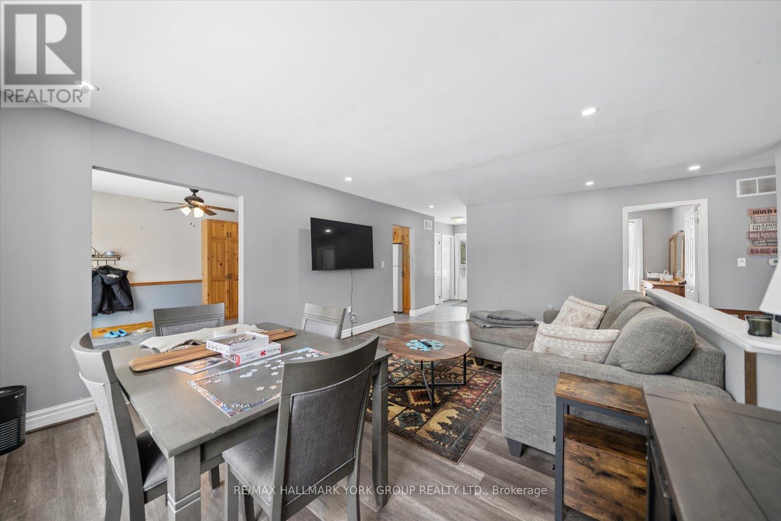 57 Halmar Park Road, Georgina, Ontario  L0E 1N0 - Photo 11 - N12853580