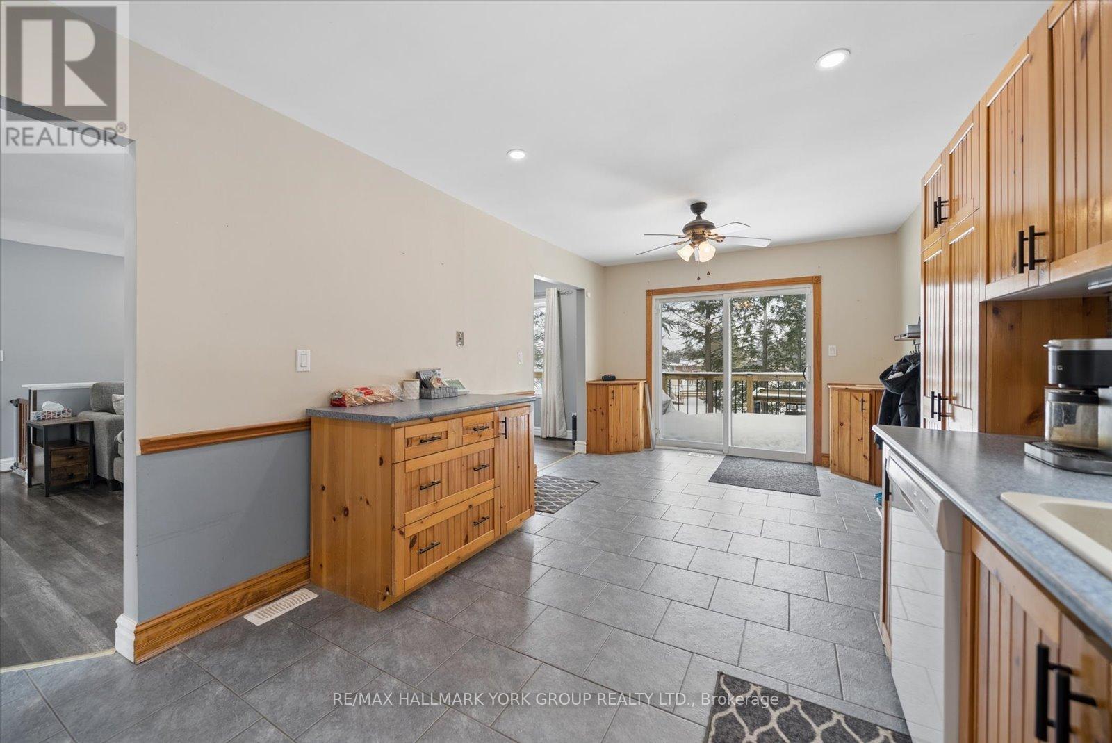 57 Halmar Park Road, Georgina, Ontario  L0E 1N0 - Photo 16 - N12853580