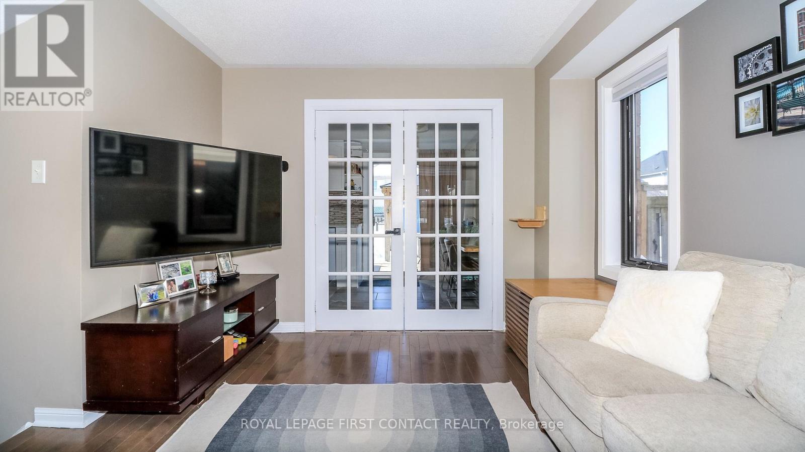 34 Ridwell Street, Barrie (Edgehill Drive), Ontario  L4N 0W7 - Photo 10 - S12853364