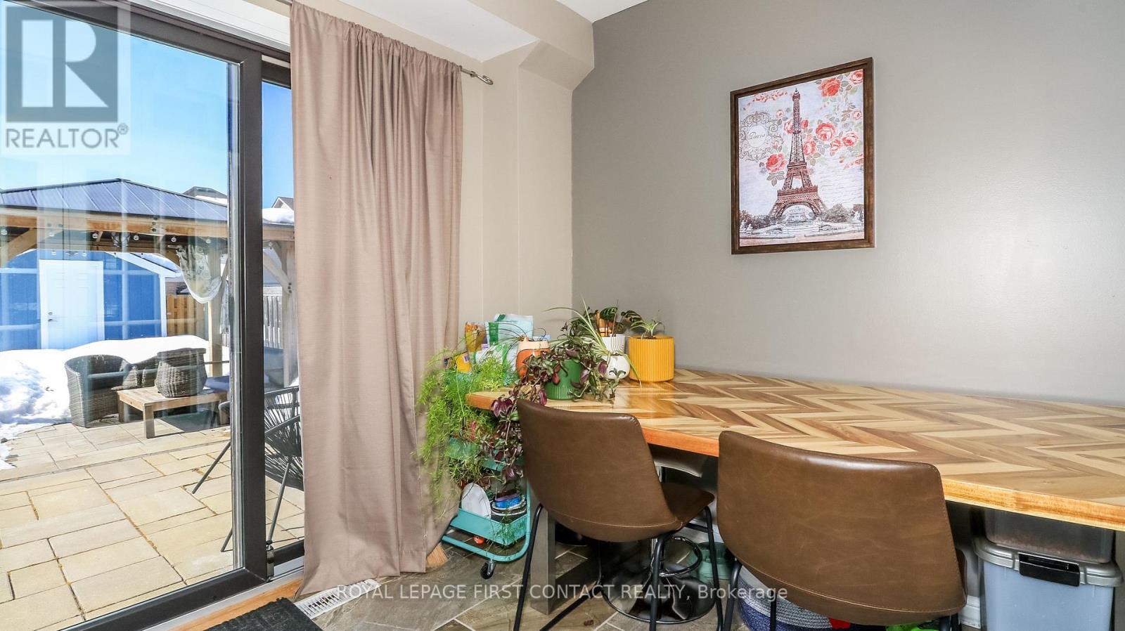 34 Ridwell Street, Barrie (Edgehill Drive), Ontario  L4N 0W7 - Photo 12 - S12853364