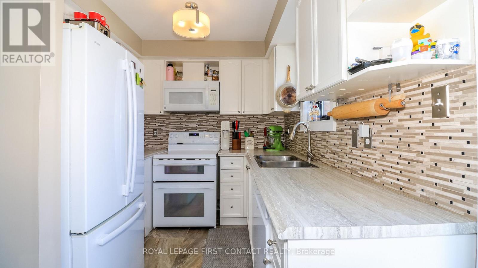 34 Ridwell Street, Barrie (Edgehill Drive), Ontario  L4N 0W7 - Photo 13 - S12853364