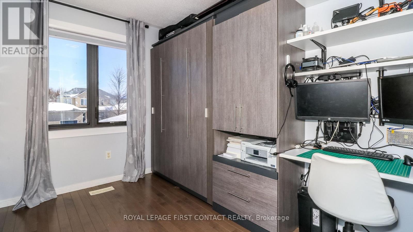 34 Ridwell Street, Barrie (Edgehill Drive), Ontario  L4N 0W7 - Photo 19 - S12853364