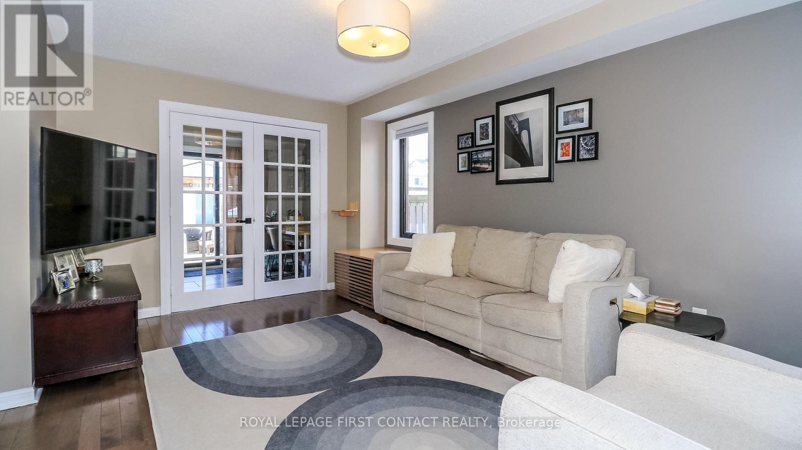 34 Ridwell Street, Barrie (Edgehill Drive), Ontario  L4N 0W7 - Photo 8 - S12853364