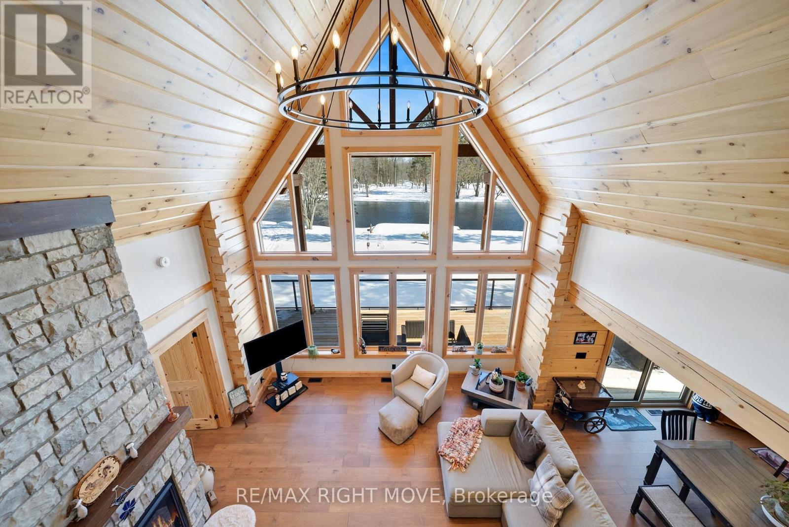 1935 Mcleod Drive, Severn, Ontario  P0E 1N0 - Photo 26 - S12853464