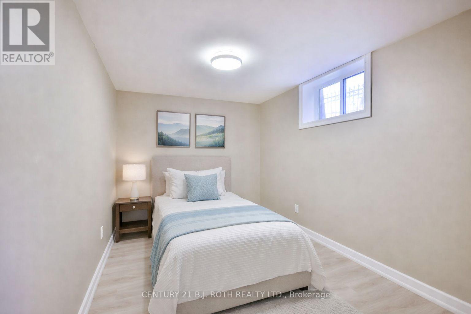 63 Davidson Street, Barrie (Wellington), Ontario  L4M 3S2 - Photo 13 - S12853546