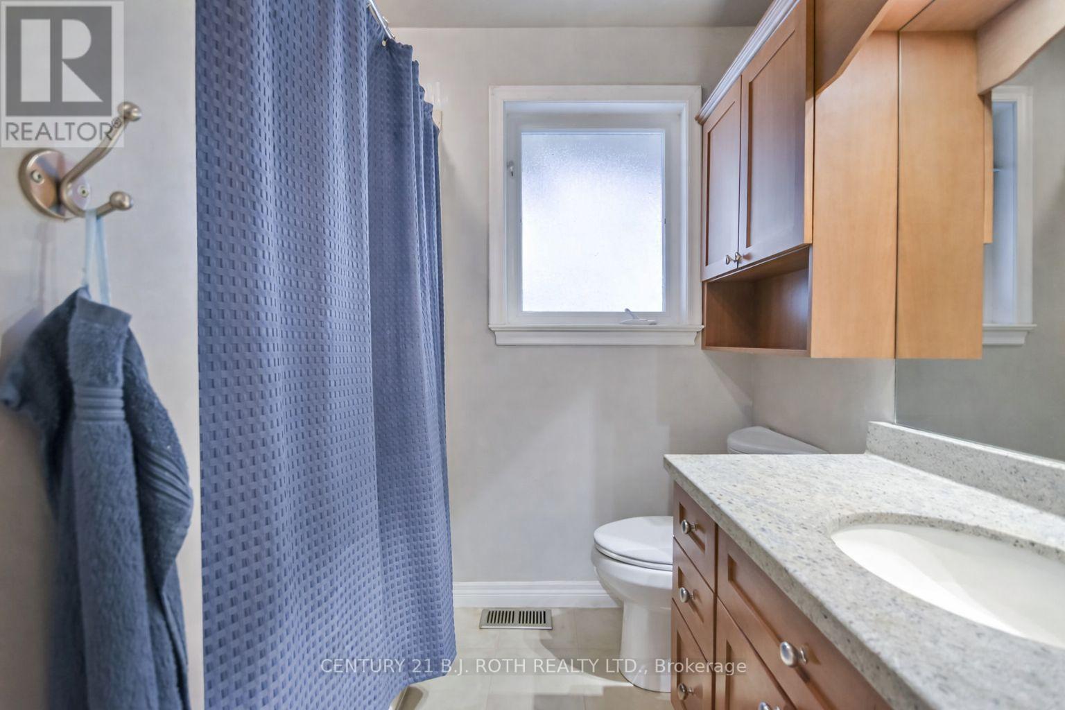 63 Davidson Street, Barrie (Wellington), Ontario  L4M 3S2 - Photo 8 - S12853546