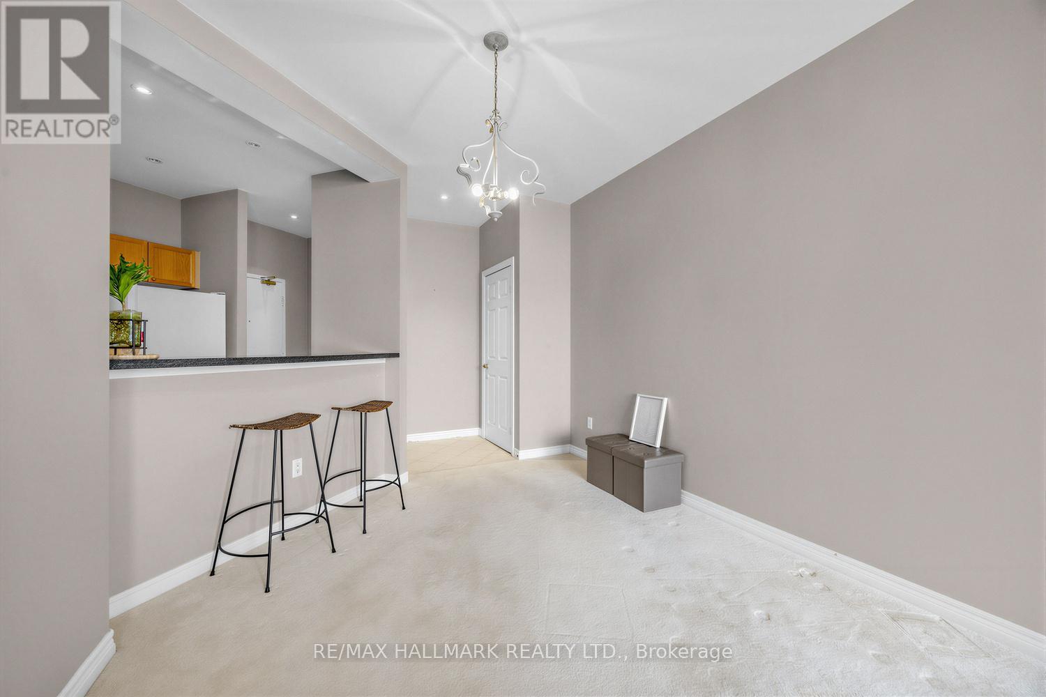 724 - 1 Leaside Park Drive, Toronto, Ontario  M4H 1R1 - Photo 34 - C12847294