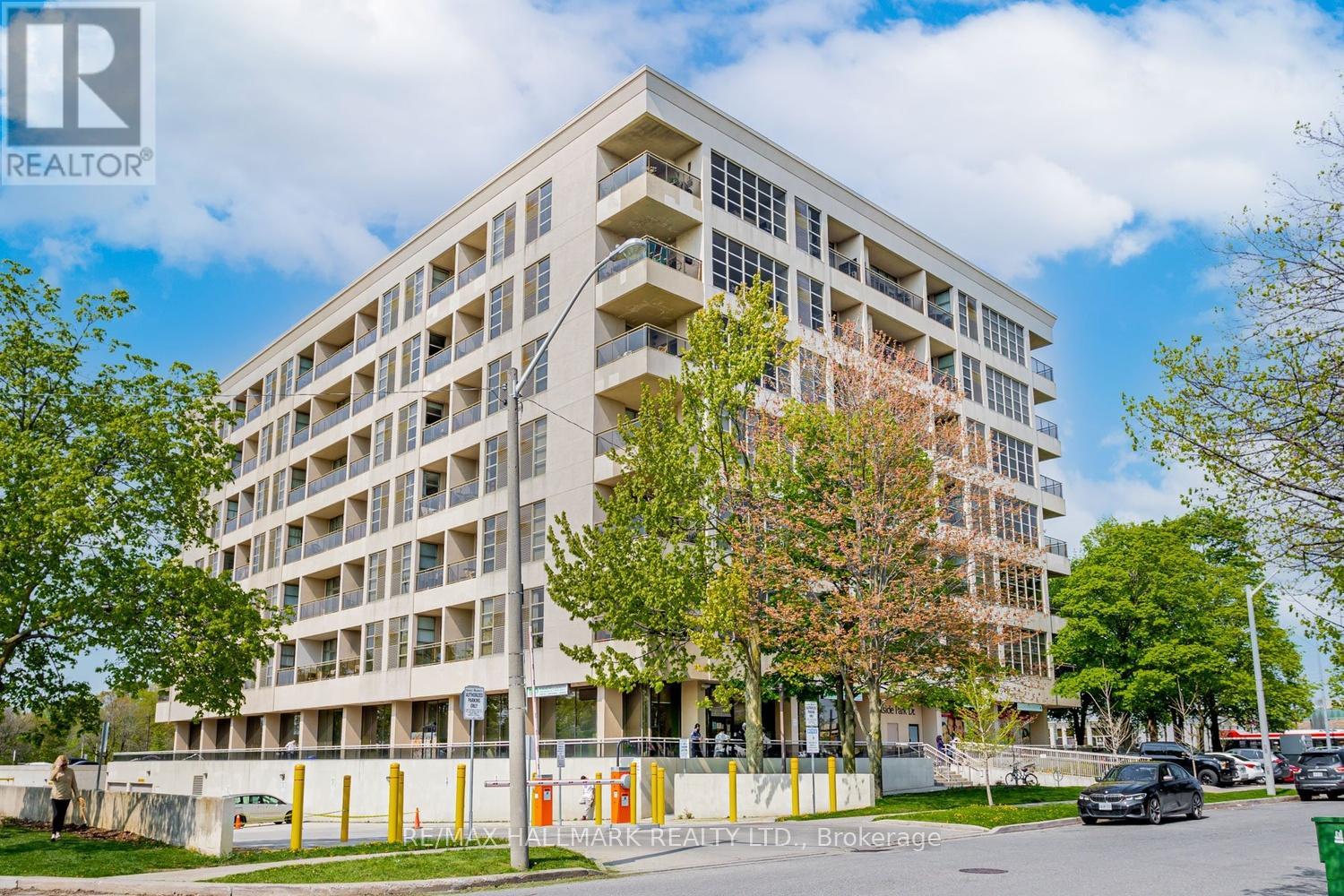 724 - 1 Leaside Park Drive, Toronto, Ontario  M4H 1R1 - Photo 38 - C12847294