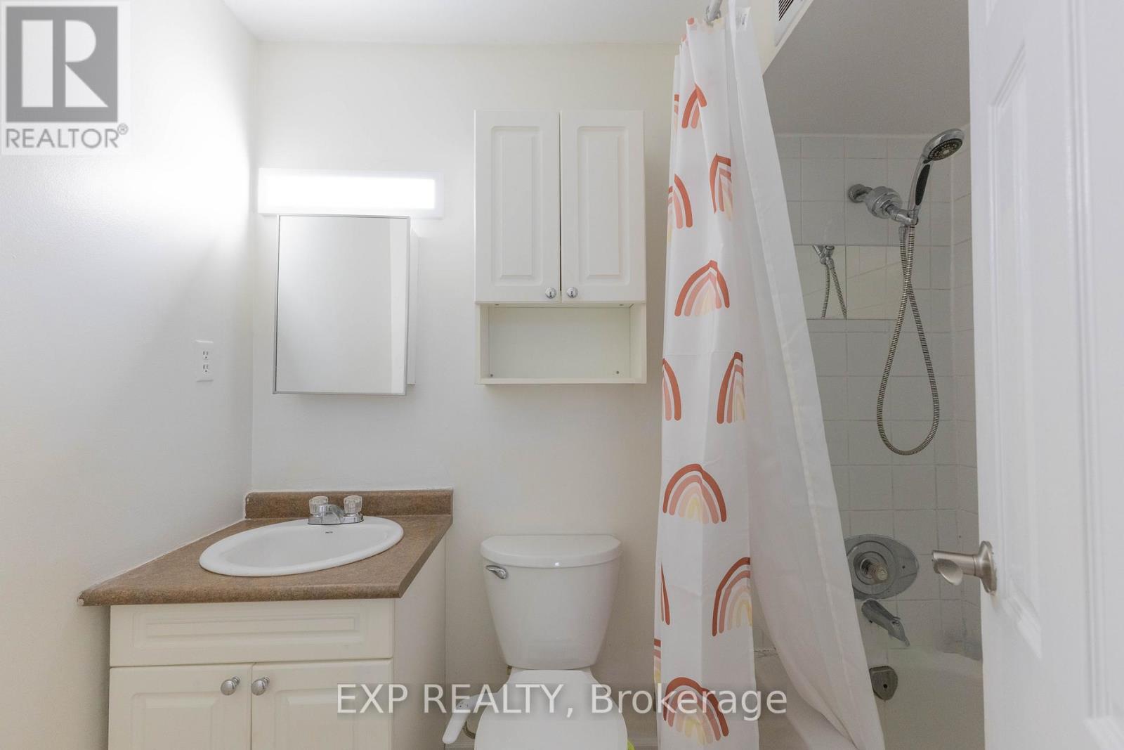 120 - 248 Milestone Crescent, Aurora, Ontario  L4G 3M2 - Photo 7 - N12853438