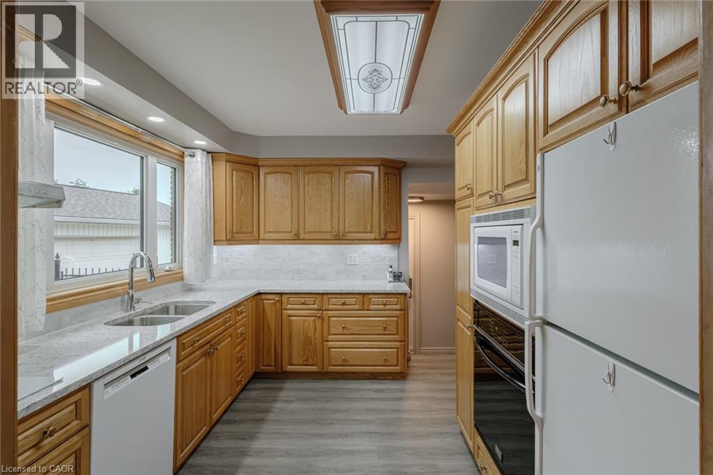 19 Carmen Avenue, Hamilton, Ontario  L8V 2H5 - Photo 21 - 40810152