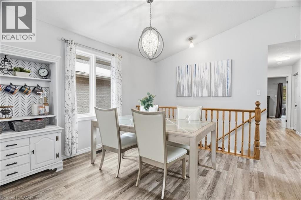 256 Grey Fox Drive, Kitchener, Ontario  N2E 3N4 - Photo 14 - 40809740