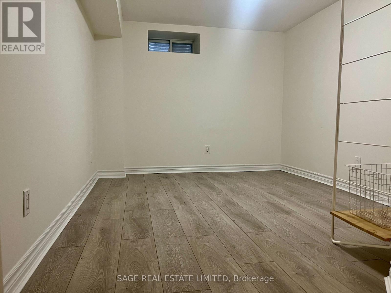 Lower - 417 Crawford Street, Toronto, Ontario  M6G 3J7 - Photo 14 - C12841574