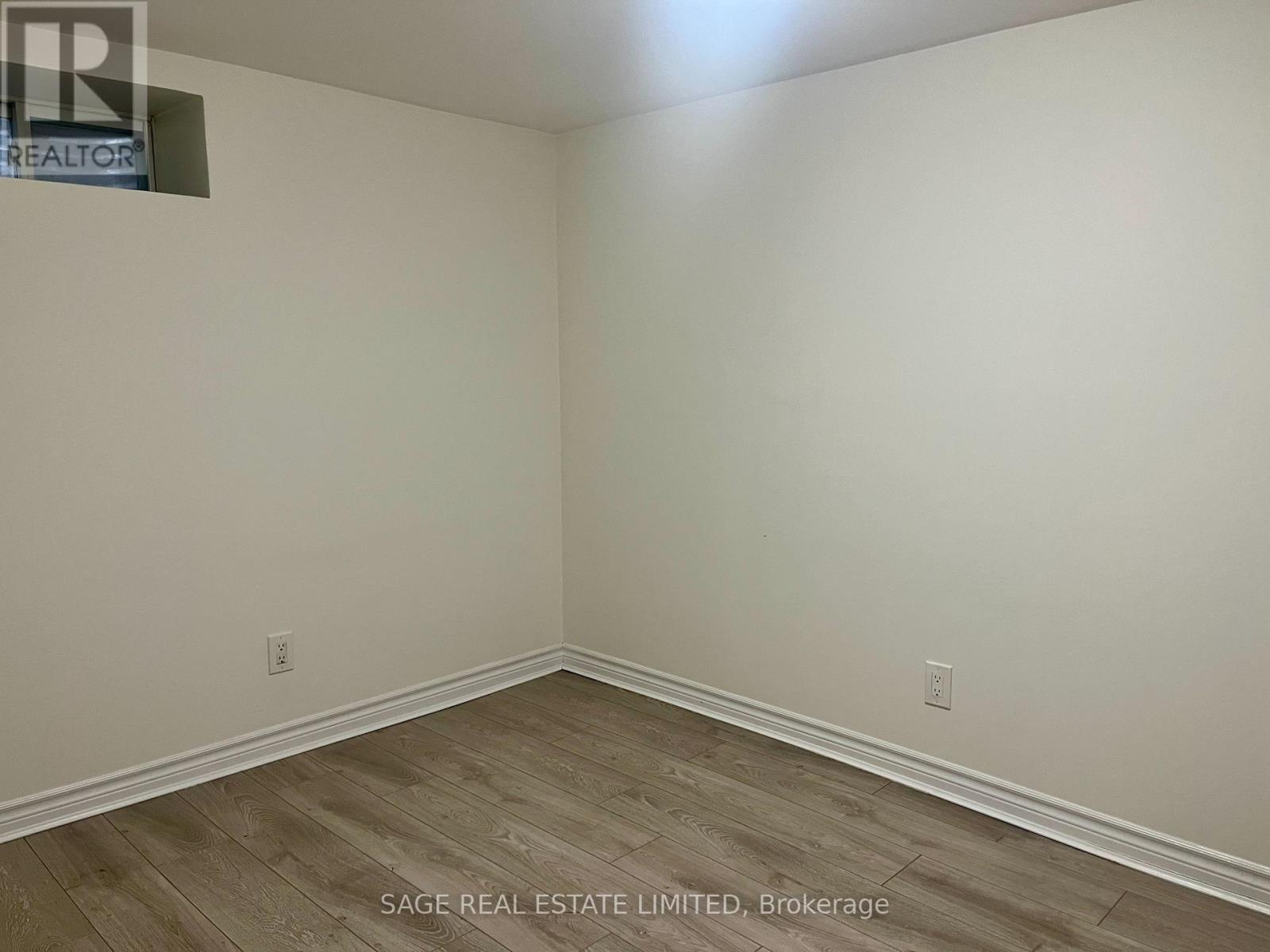 Lower - 417 Crawford Street, Toronto, Ontario  M6G 3J7 - Photo 13 - C12841574