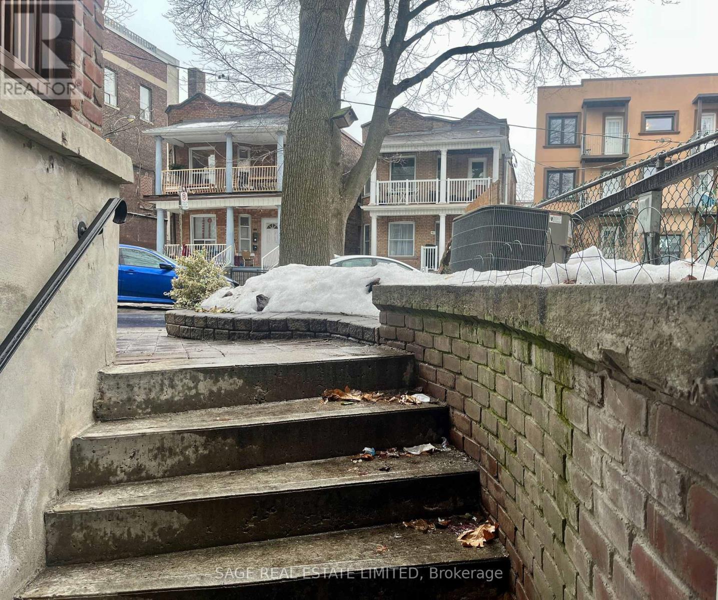 Lower - 417 Crawford Street, Toronto, Ontario  M6G 3J7 - Photo 3 - C12841574