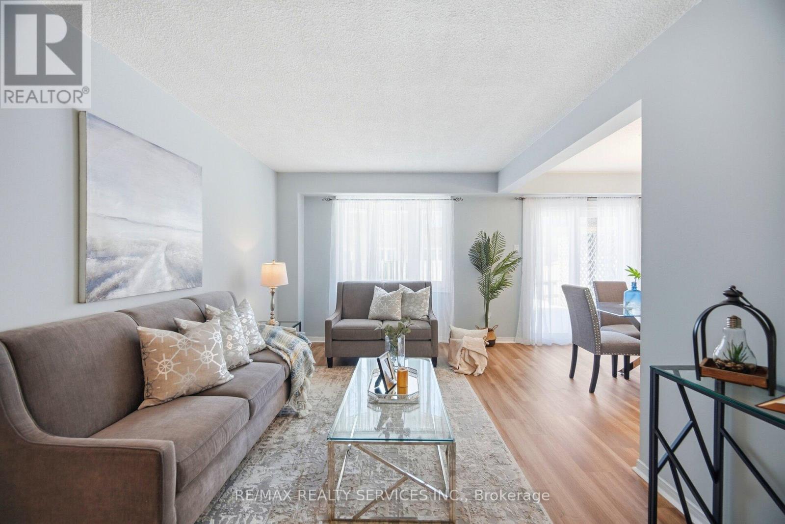 16 Ferri Crescent, Brampton, Ontario  L6Z 1R9 - Photo 10 - W12853322