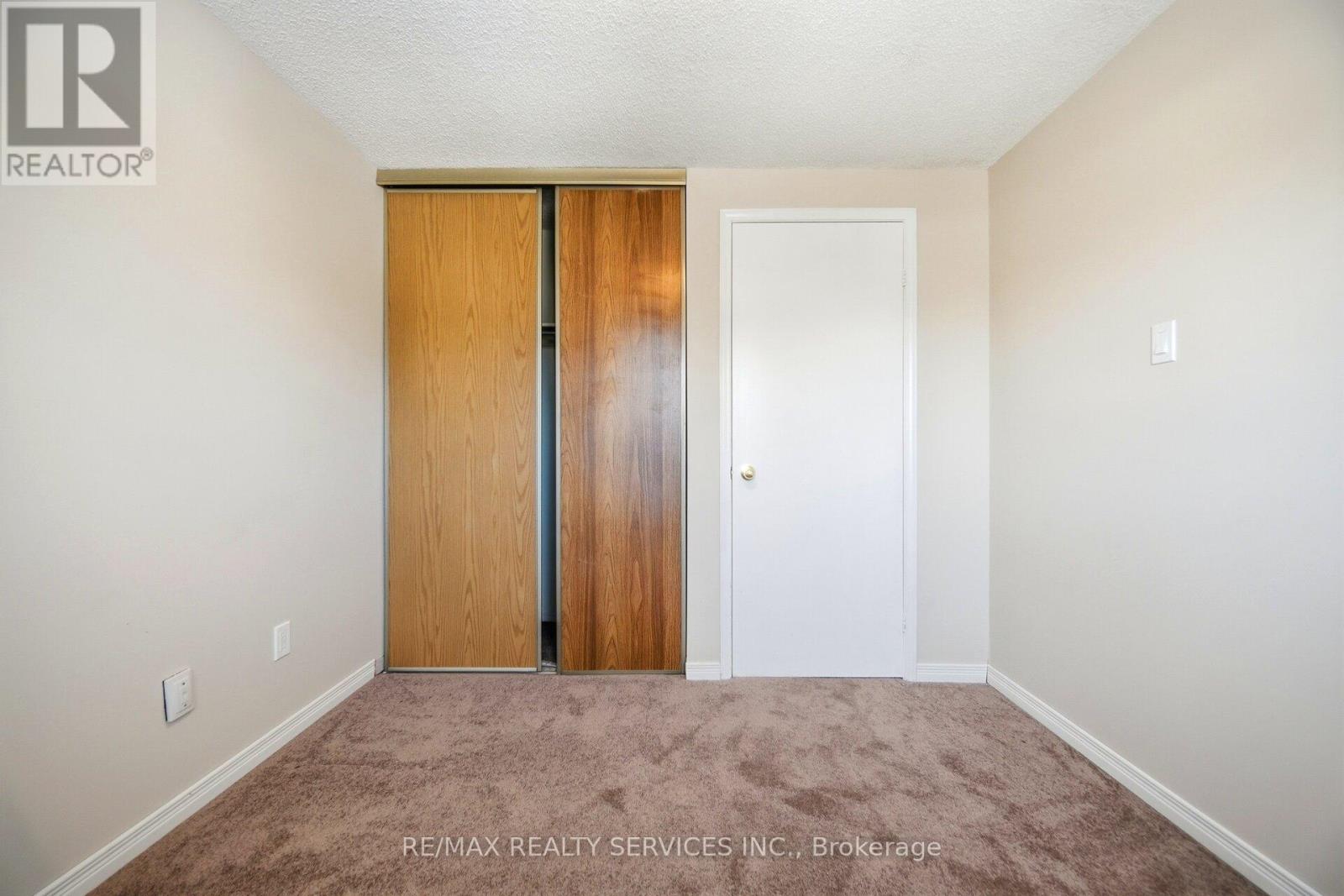 16 Ferri Crescent, Brampton, Ontario  L6Z 1R9 - Photo 35 - W12853322