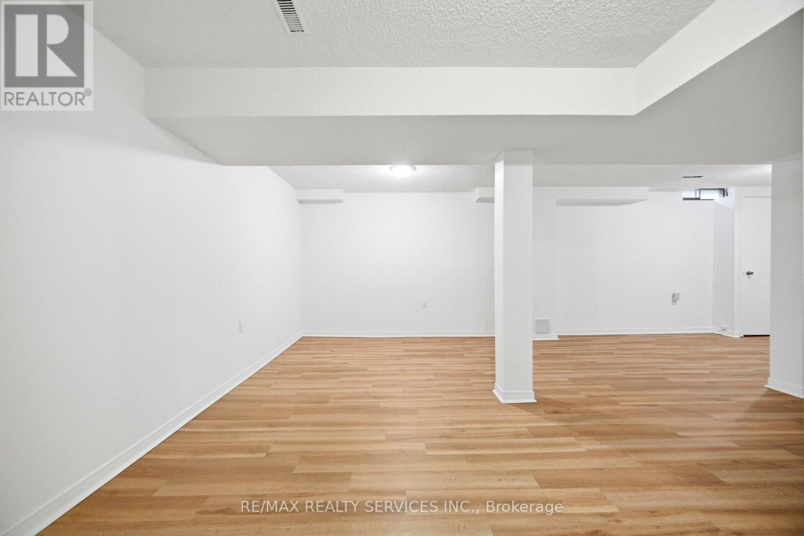 16 Ferri Crescent, Brampton, Ontario  L6Z 1R9 - Photo 43 - W12853322