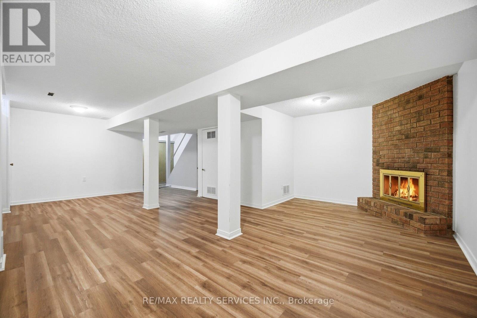 16 Ferri Crescent, Brampton, Ontario  L6Z 1R9 - Photo 44 - W12853322