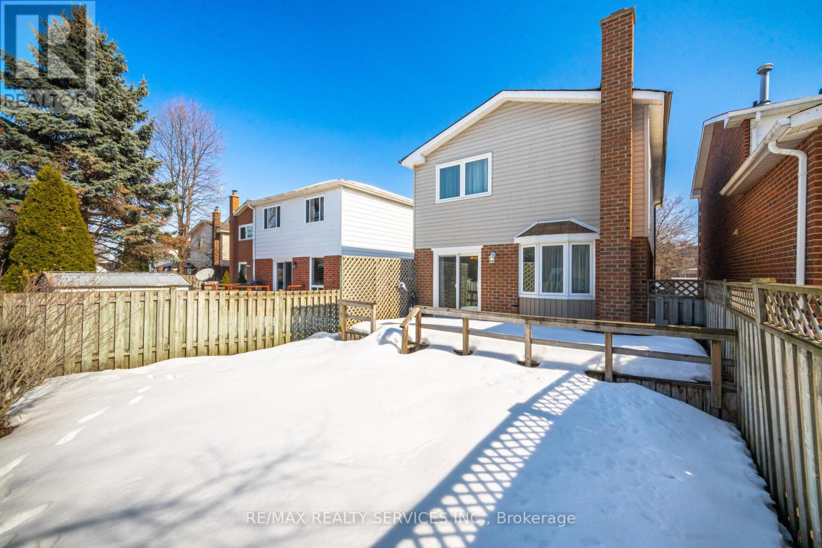 16 Ferri Crescent, Brampton, Ontario  L6Z 1R9 - Photo 49 - W12853322