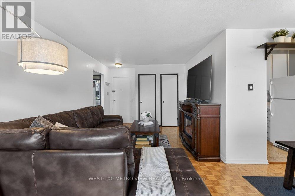 401 - 1275 Silver Spear Road, Mississauga, Ontario  L4Y 2W7 - Photo 9 - W12853372