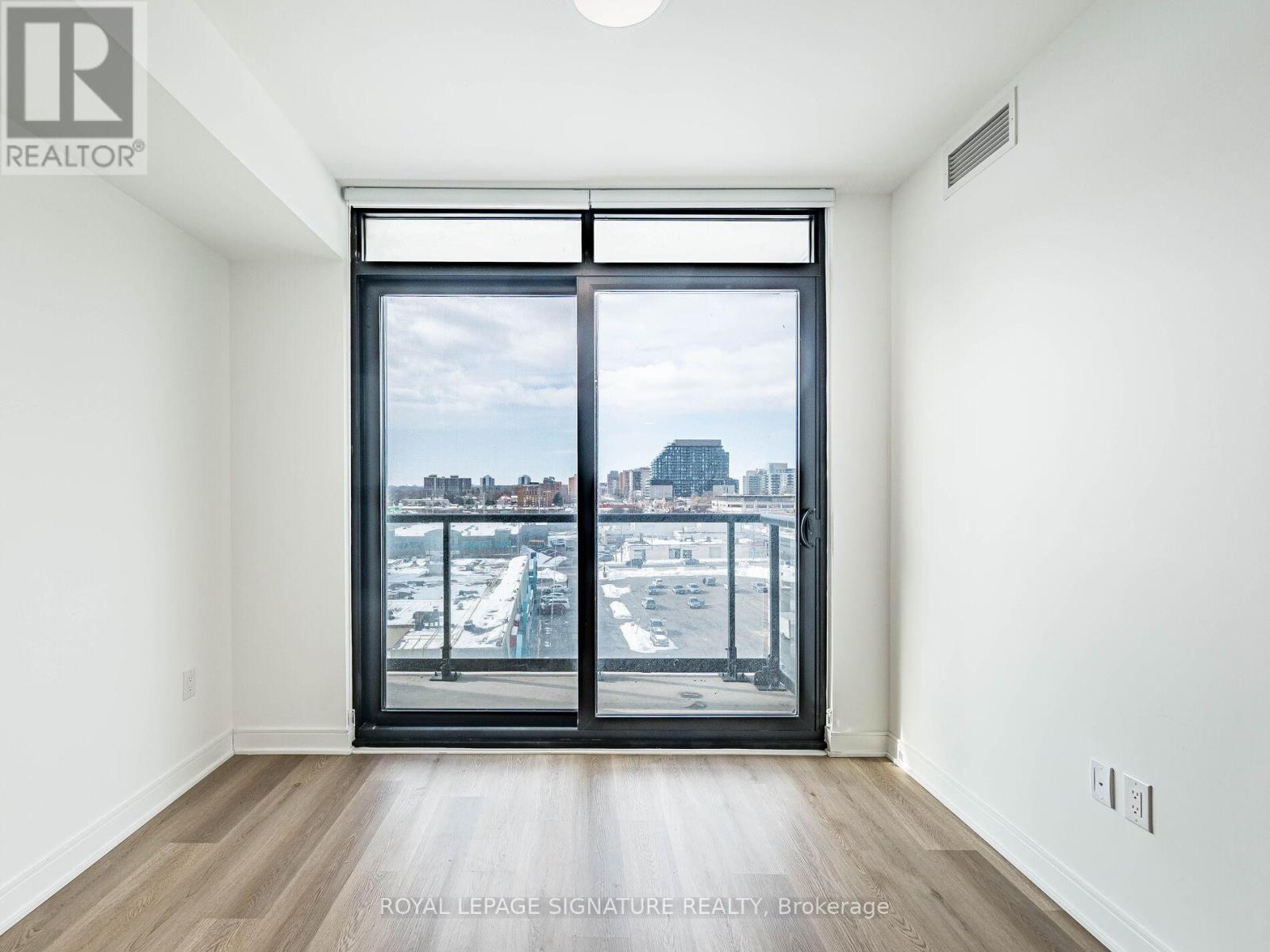 622 - 86 Dundas Street E, Mississauga, Ontario  L5A 1W4 - Photo 11 - W12853384