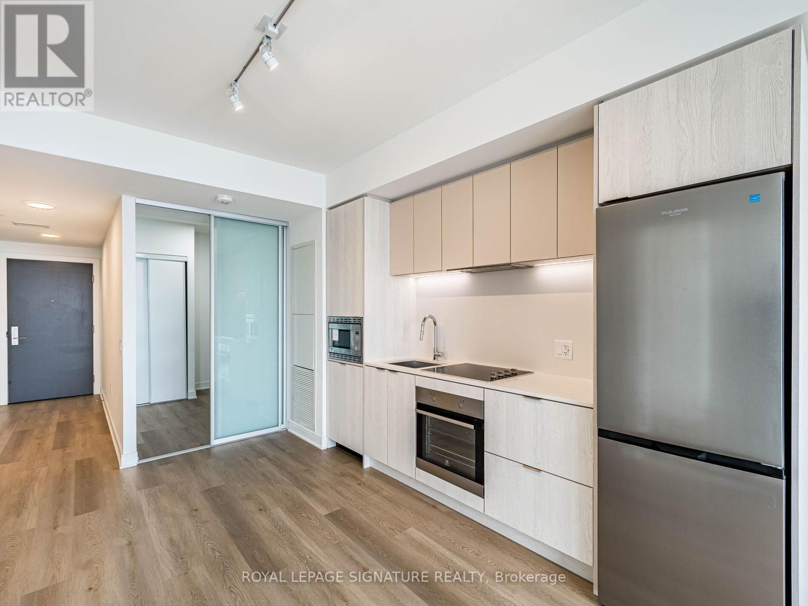 622 - 86 Dundas Street E, Mississauga, Ontario  L5A 1W4 - Photo 16 - W12853384