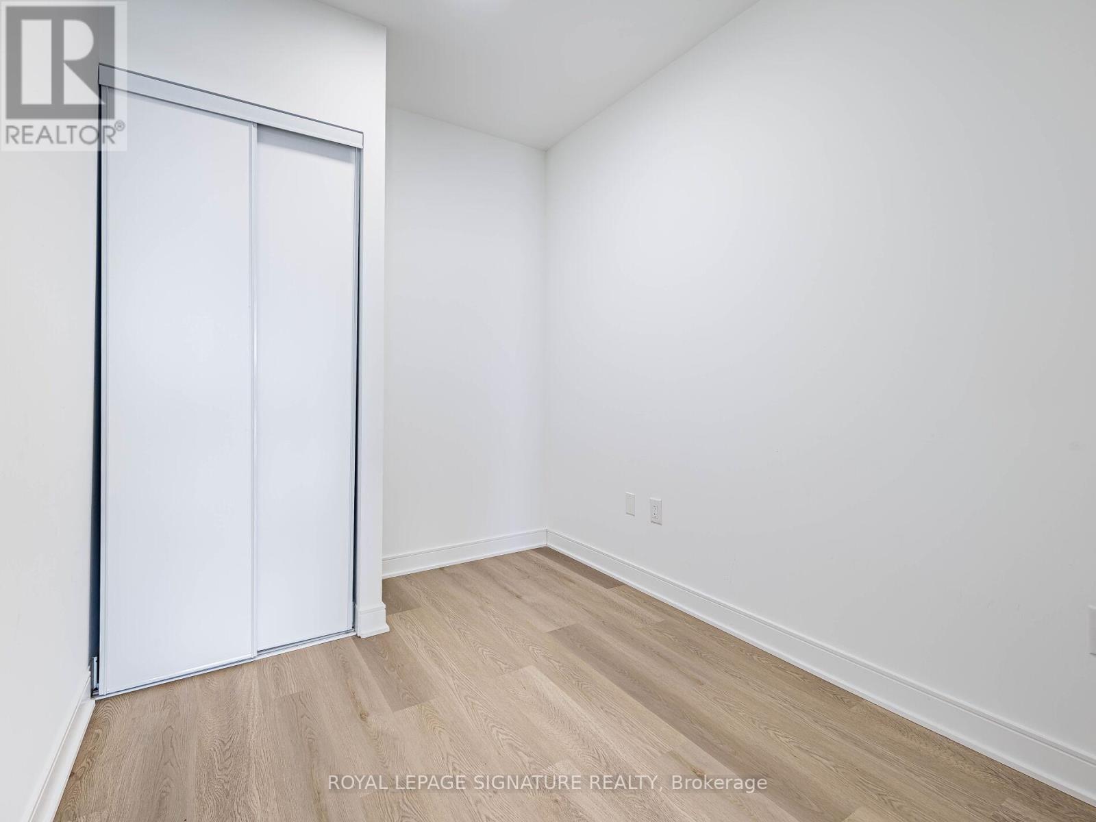 622 - 86 Dundas Street E, Mississauga, Ontario  L5A 1W4 - Photo 21 - W12853384