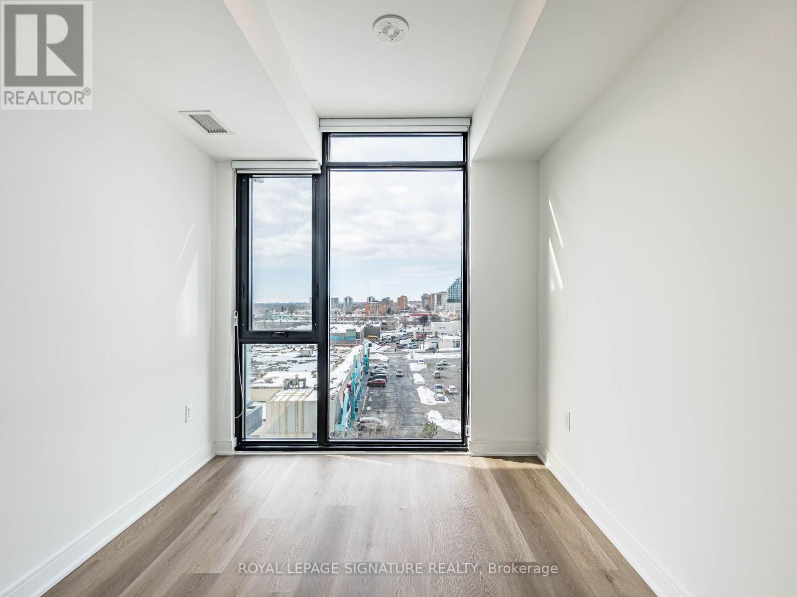 622 - 86 Dundas Street E, Mississauga, Ontario  L5A 1W4 - Photo 24 - W12853384