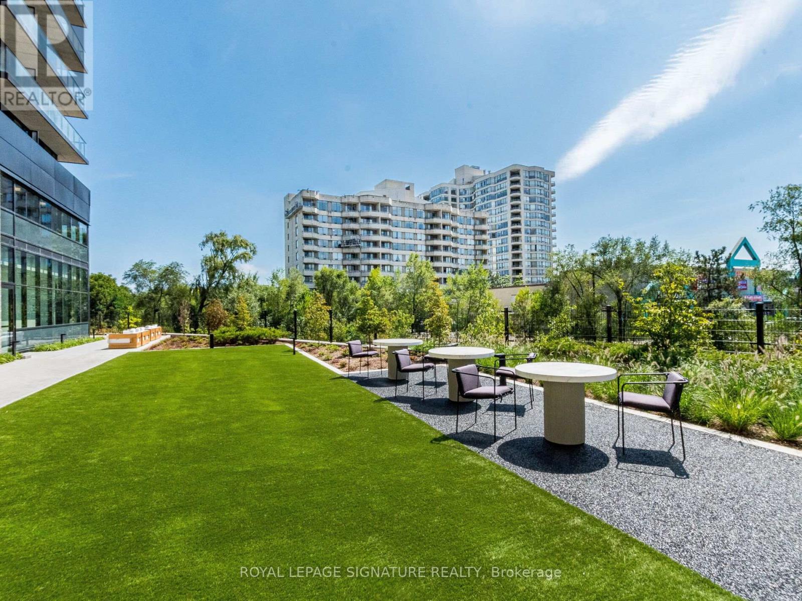 622 - 86 Dundas Street E, Mississauga, Ontario  L5A 1W4 - Photo 45 - W12853384