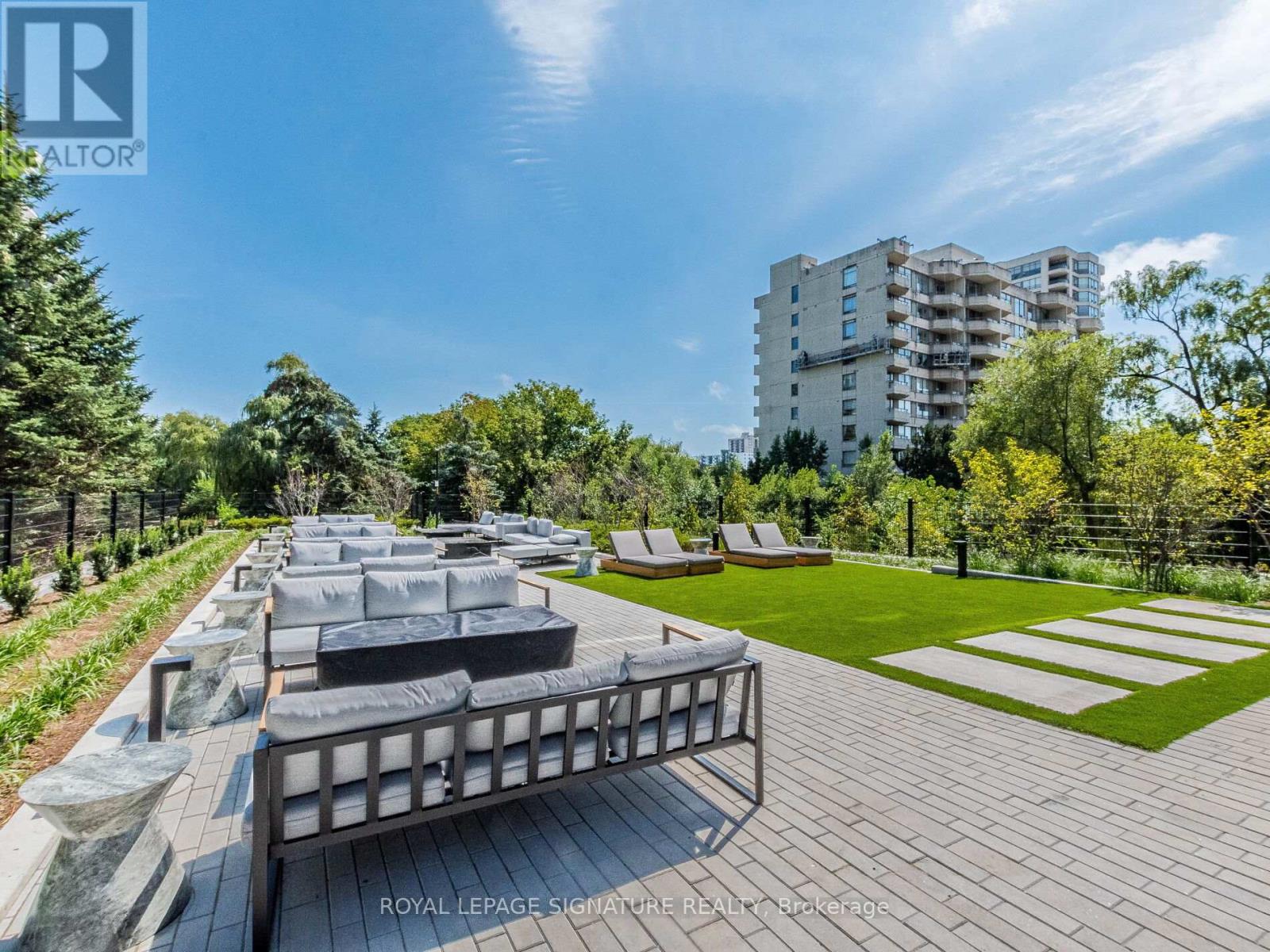 622 - 86 Dundas Street E, Mississauga, Ontario  L5A 1W4 - Photo 49 - W12853384