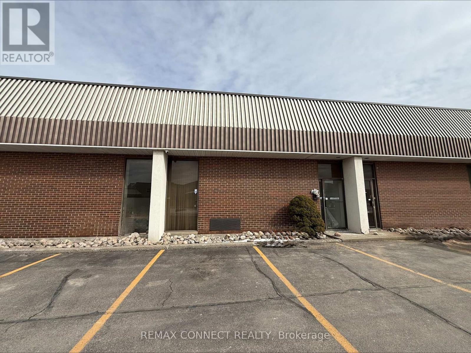 6 - 14 Melanie Drive, Brampton (Steeles Industrial), Ontario  L6T 4K8 - Photo 2 - W12853418