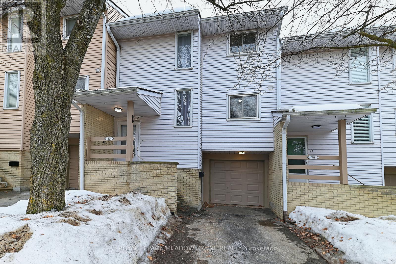 74 - 80 LYNDEN CIRCLE, Halton Hills, Ontario