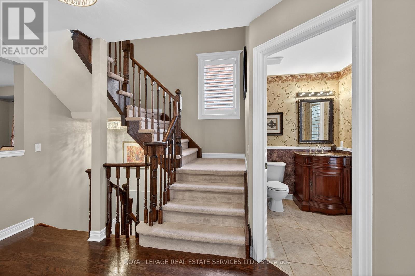 2393 Ennerdale Road, Oakville, Ontario  L6H 6N5 - Photo 23 - W12853454