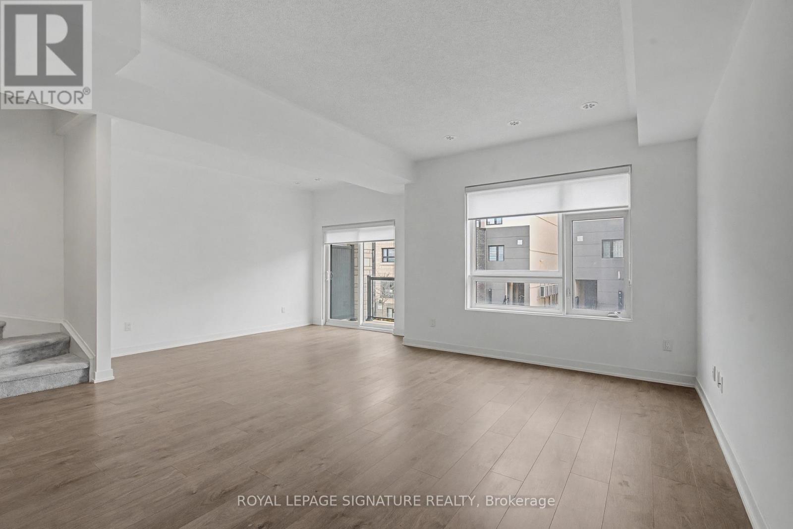 3 - 1121 Cooke Boulevard, Burlington, Ontario  L7T 0C4 - Photo 8 - W12853496