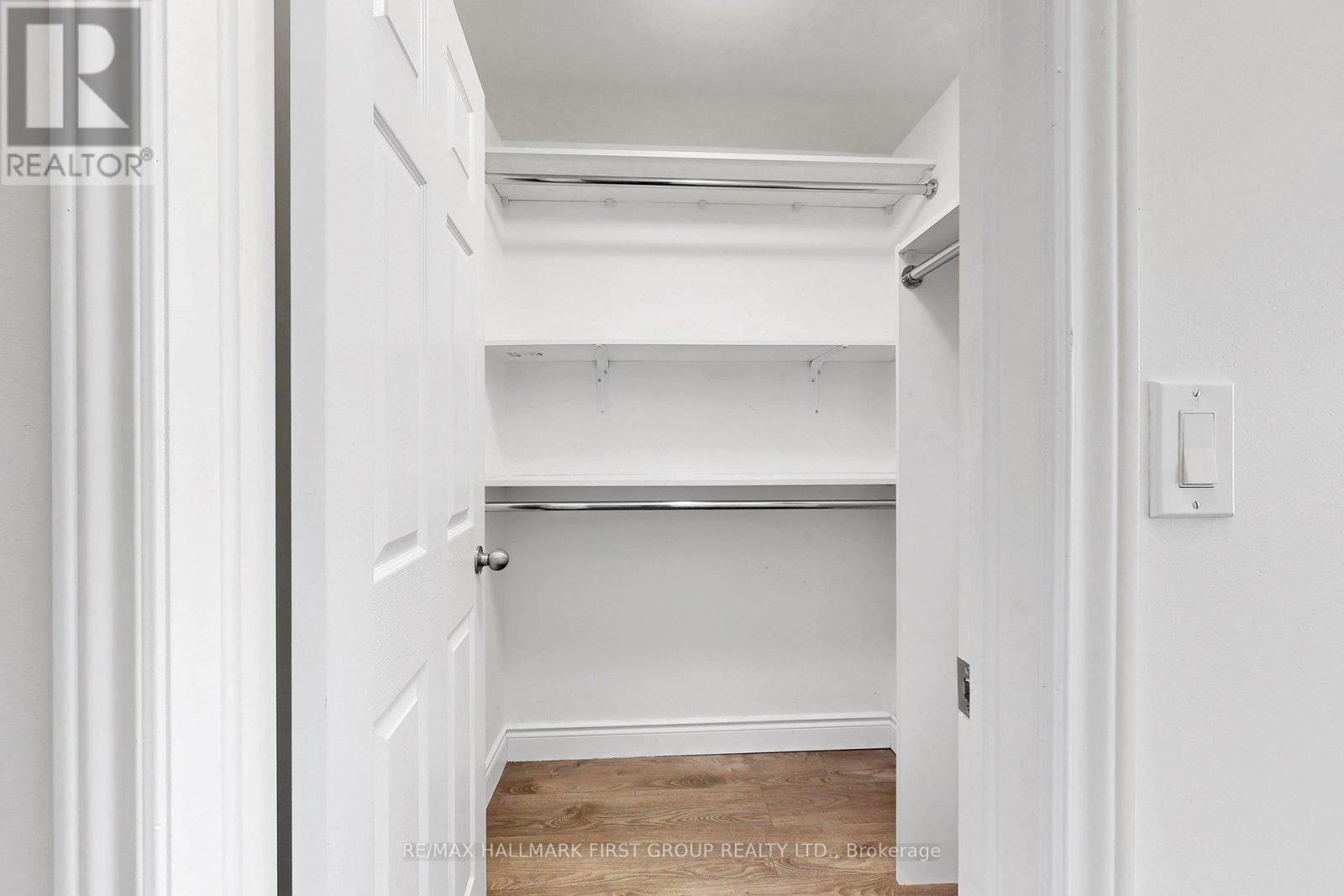 25 - 120 Twenty Fourth Street, Toronto, Ontario  M8V 0B9 - Photo 11 - W12853520