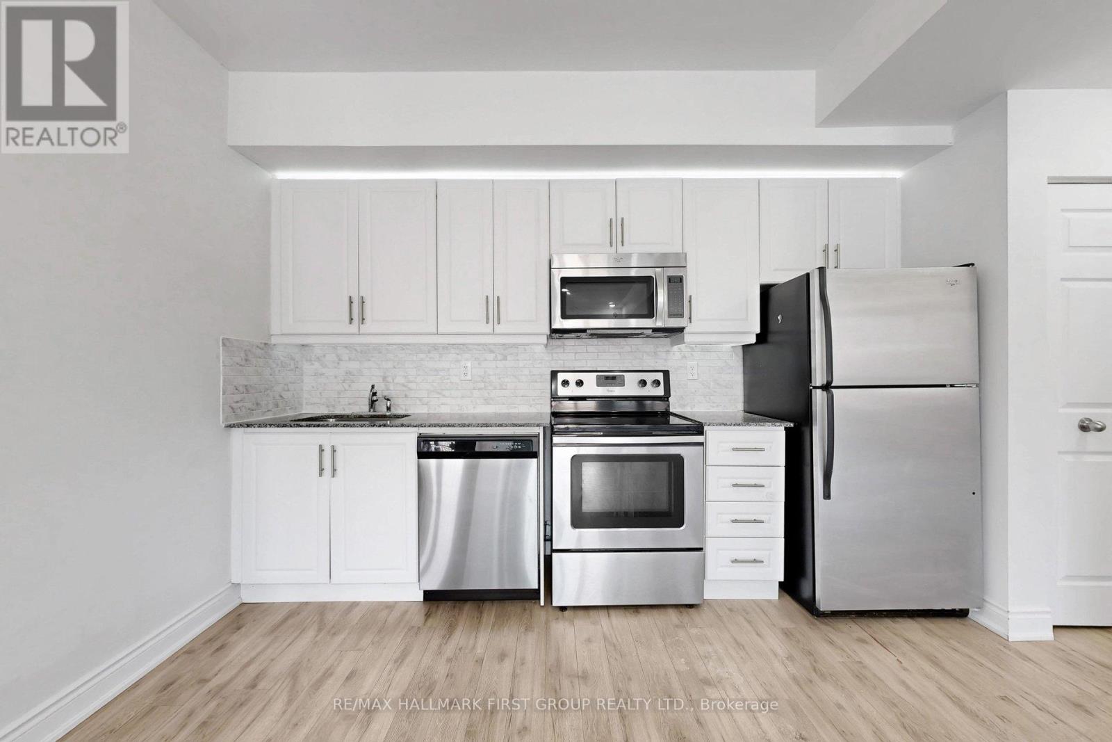 25 - 120 Twenty Fourth Street, Toronto, Ontario  M8V 0B9 - Photo 7 - W12853520