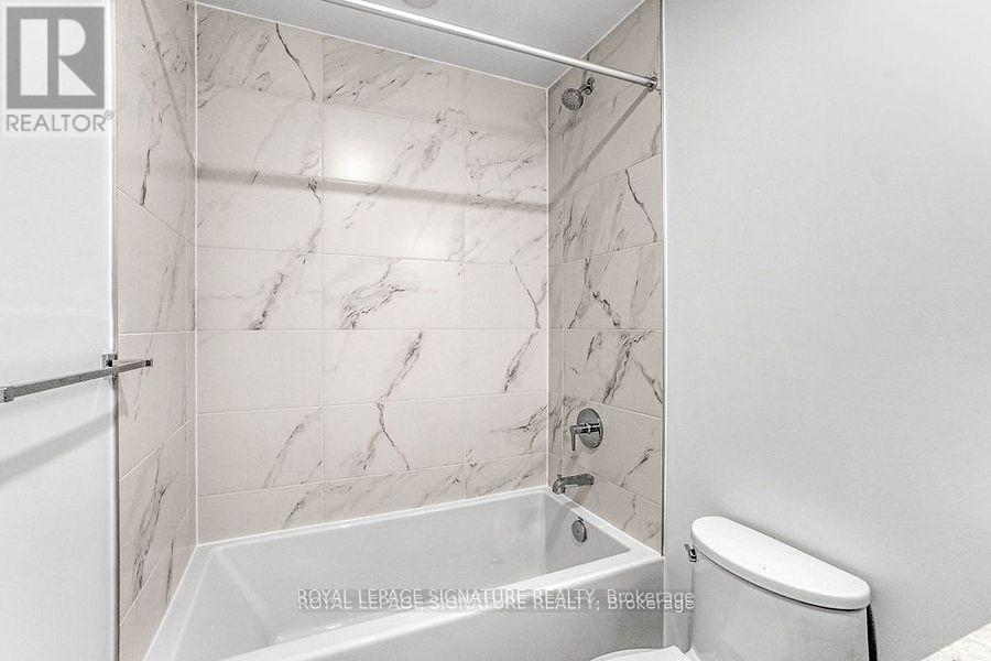 713 - 405 Dundas Street W, Oakville, Ontario  L6M 4P9 - Photo 23 - W12853528