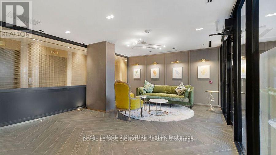 713 - 405 Dundas Street W, Oakville, Ontario  L6M 4P9 - Photo 31 - W12853528